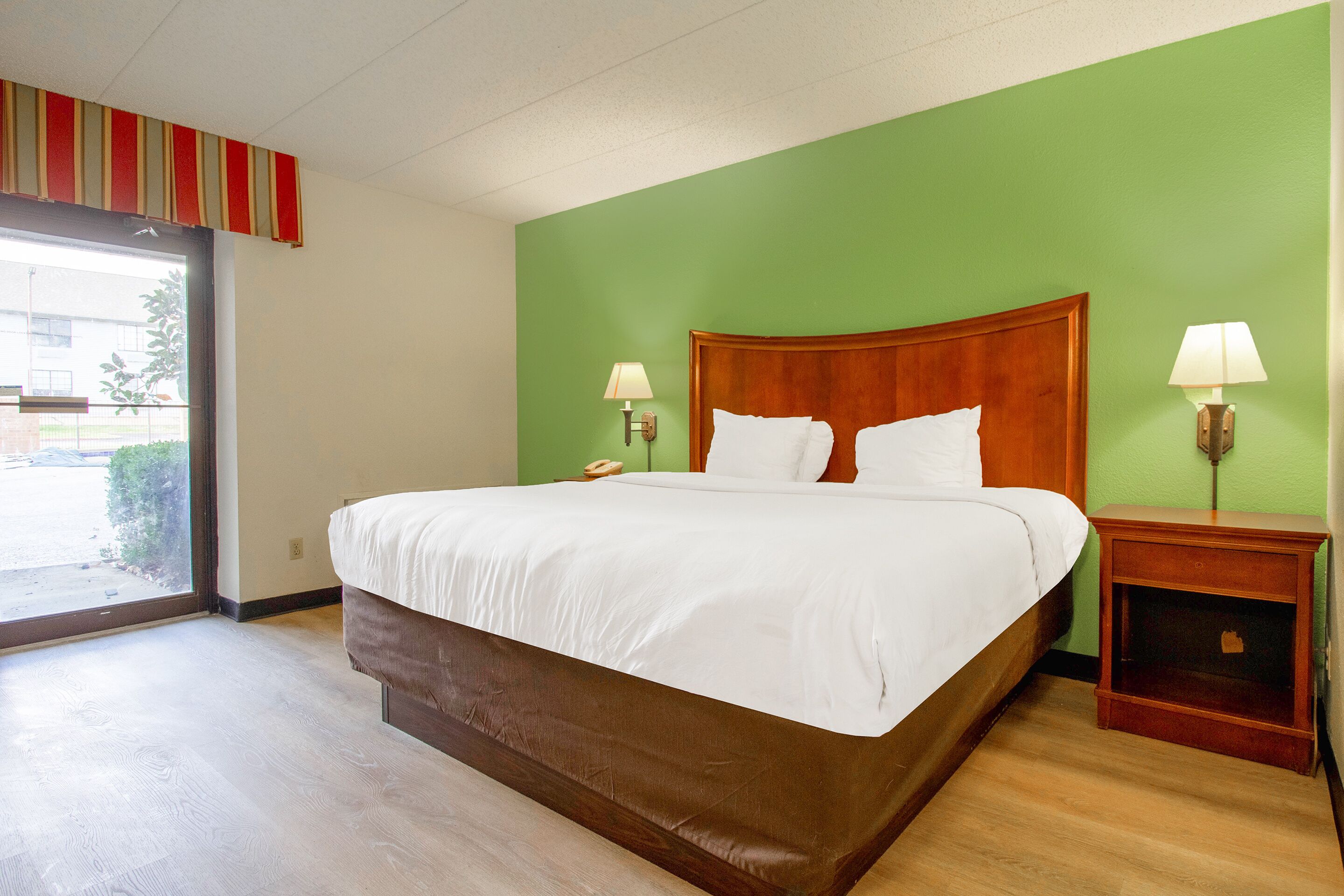 Tulsa Square Hotel Central, I-44 by OYO