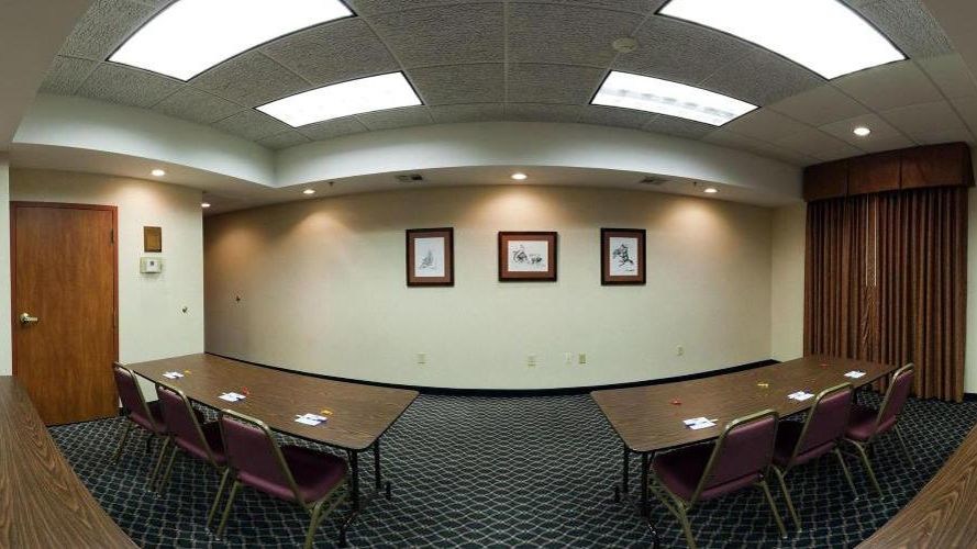Holiday Inn Express & Suites Vinita