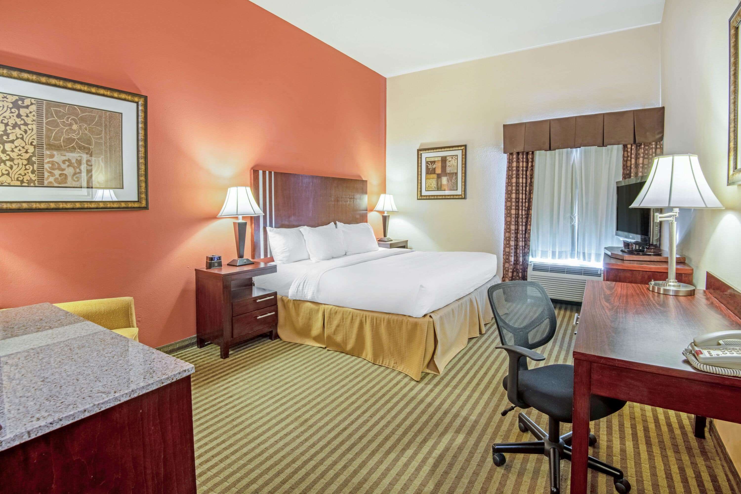 La Quinta Inn & Suites by Wyndham Woodward