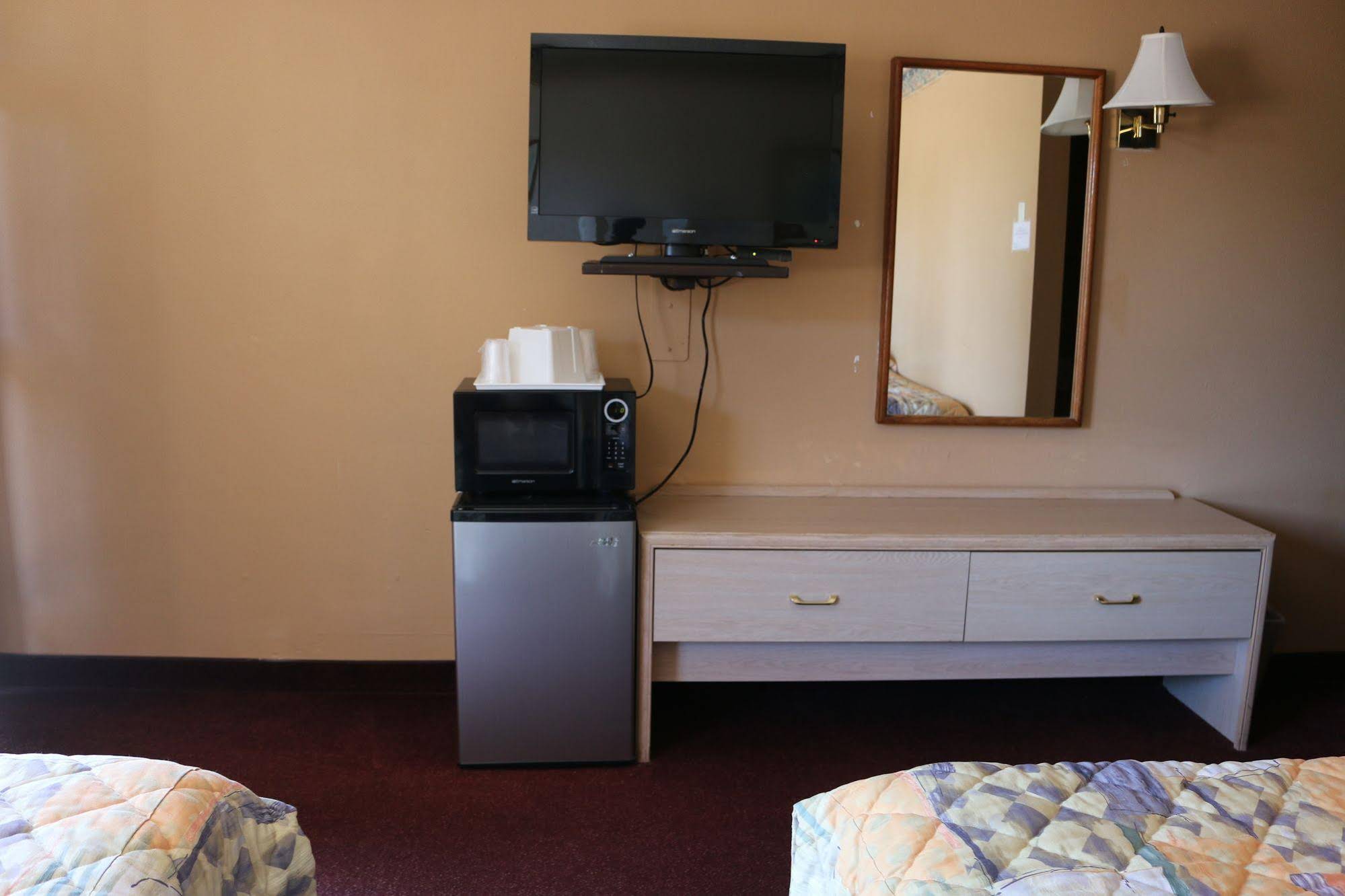 Studio 6 Suites Albany, OR