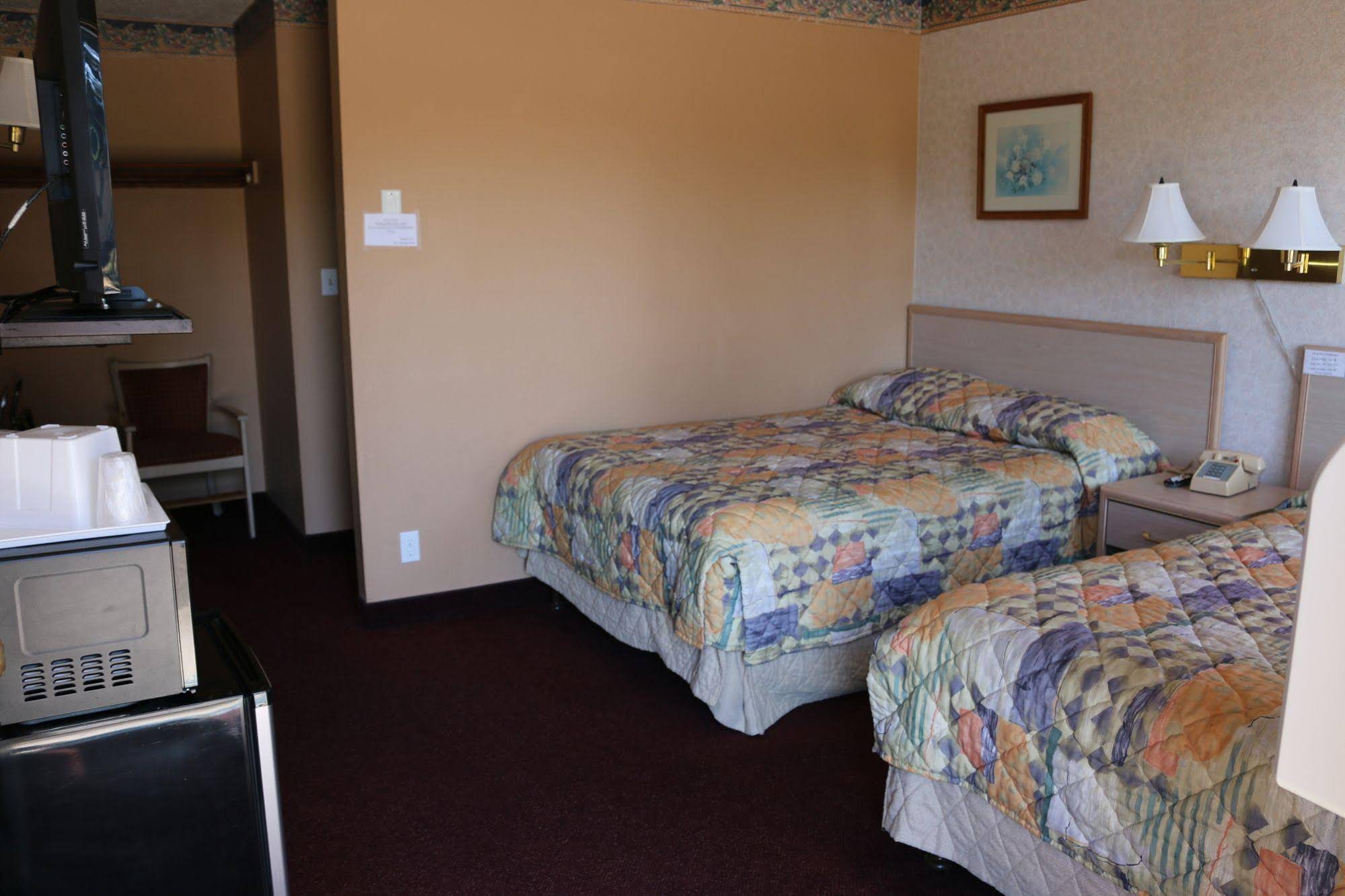 Studio 6 Suites Albany, OR