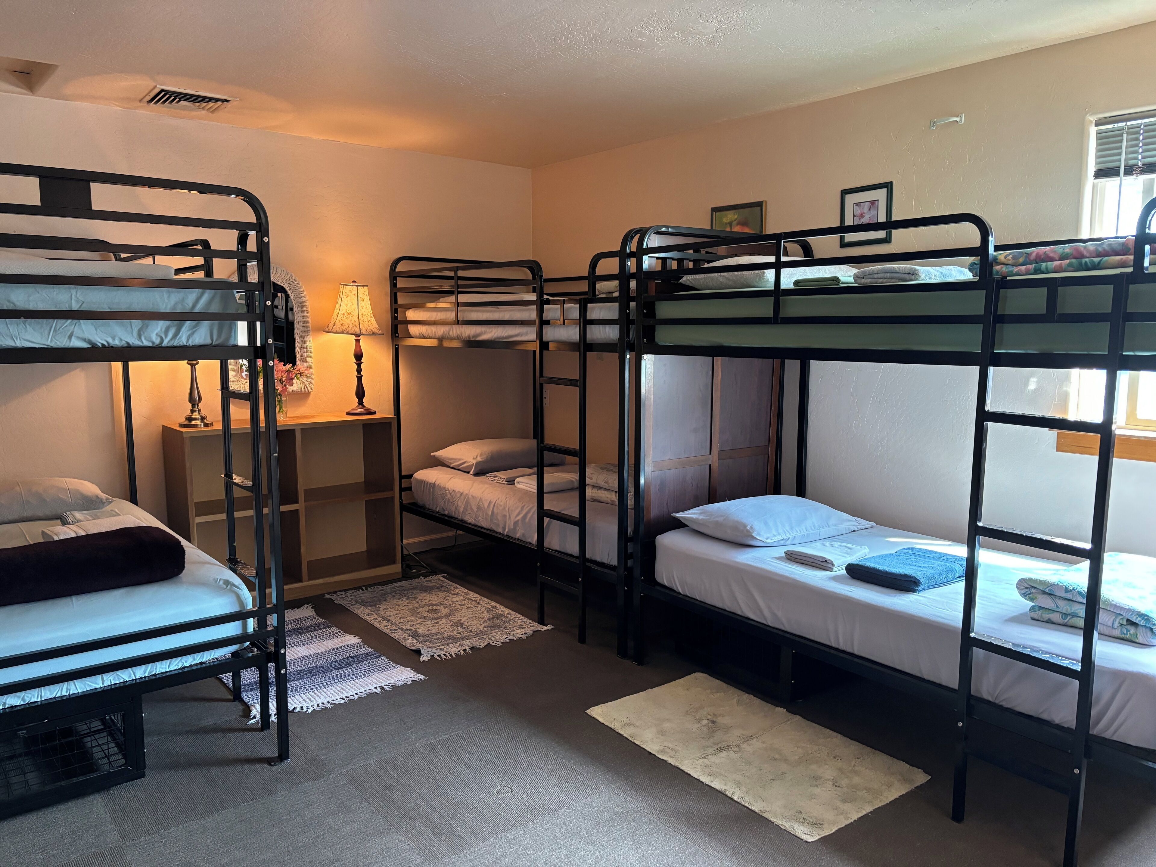 Ashland Commons Hostel