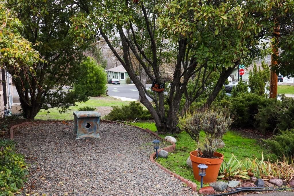 Ashland Commons Hostel