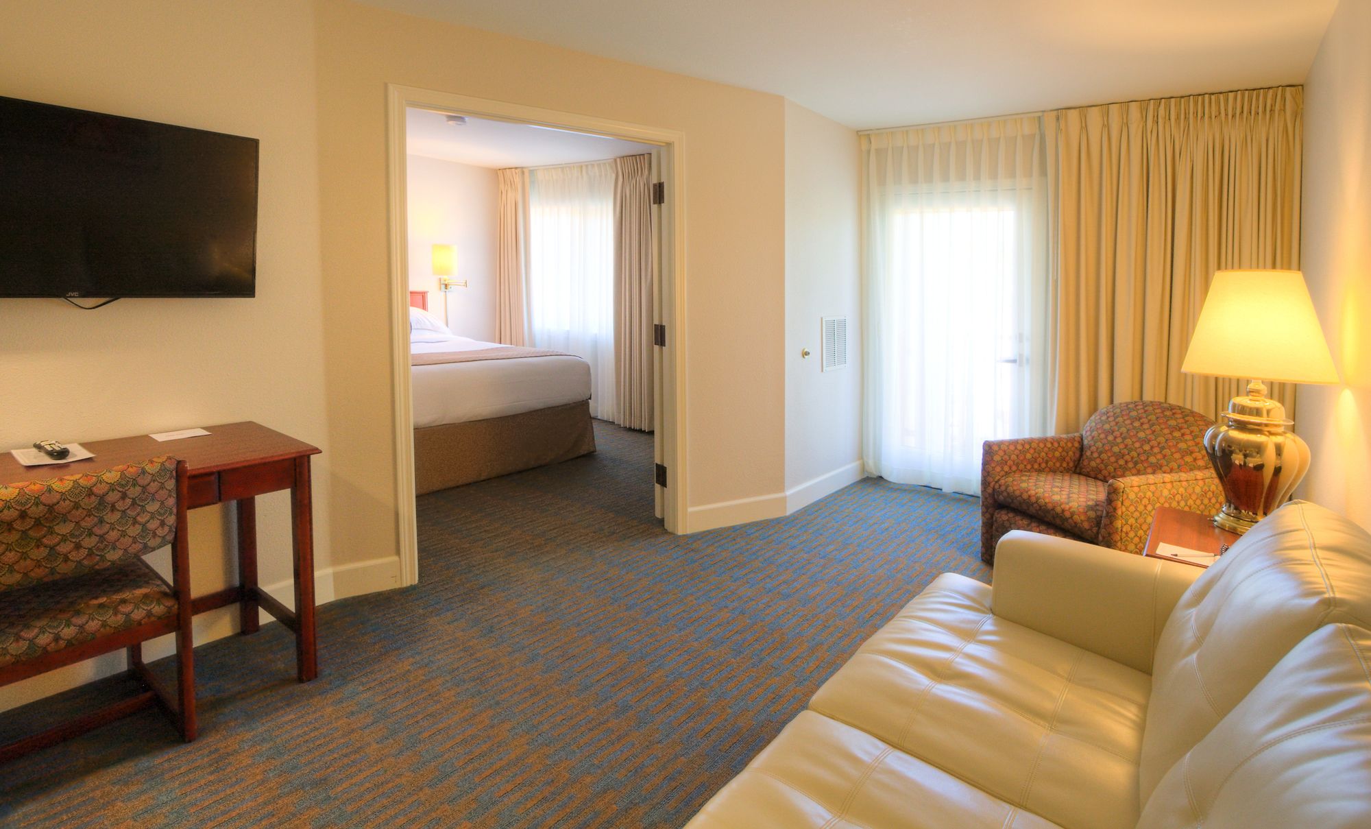 Ashland Hills Hotel & Suites