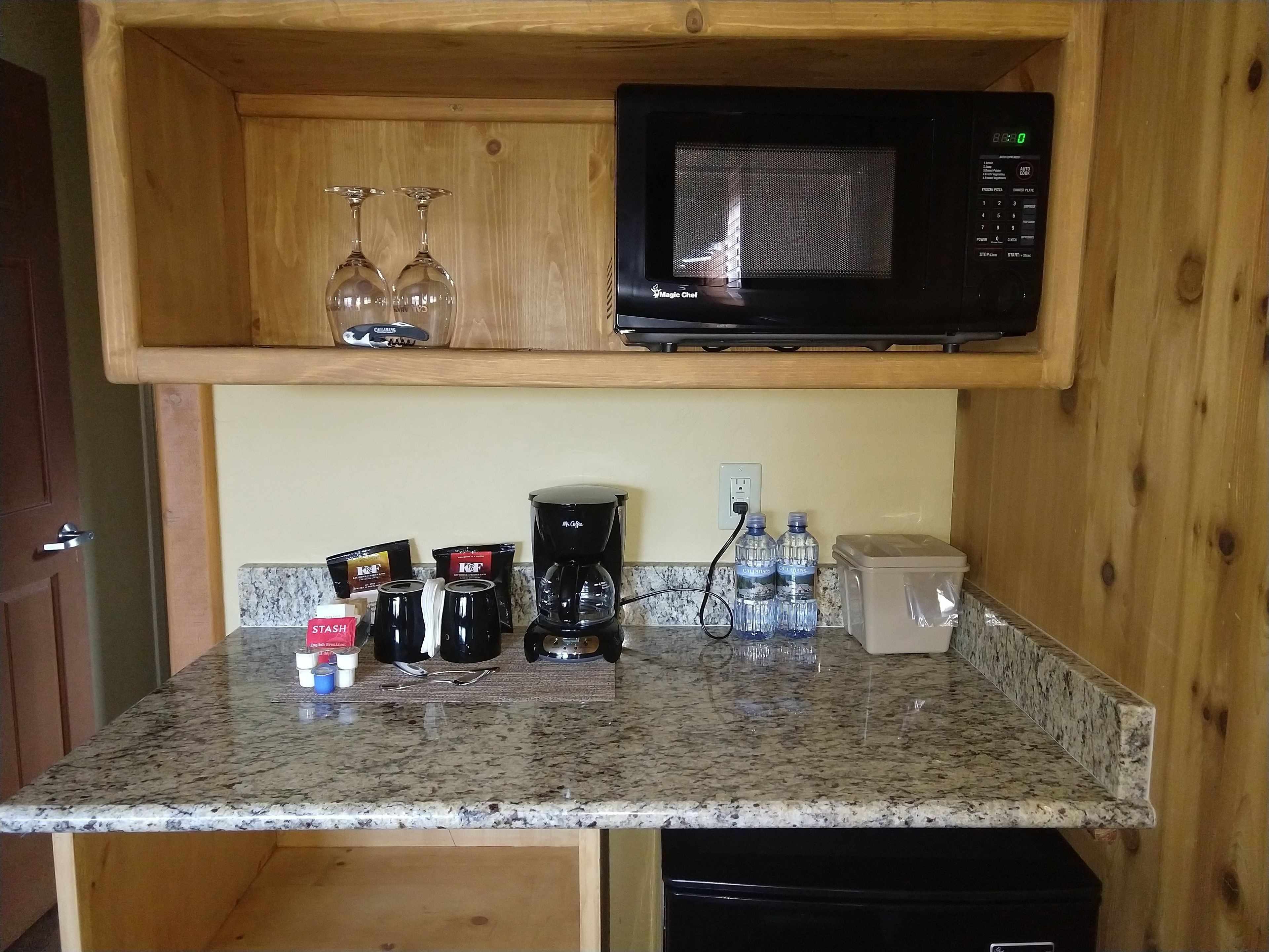 Callahan's Lodge and Restaurant