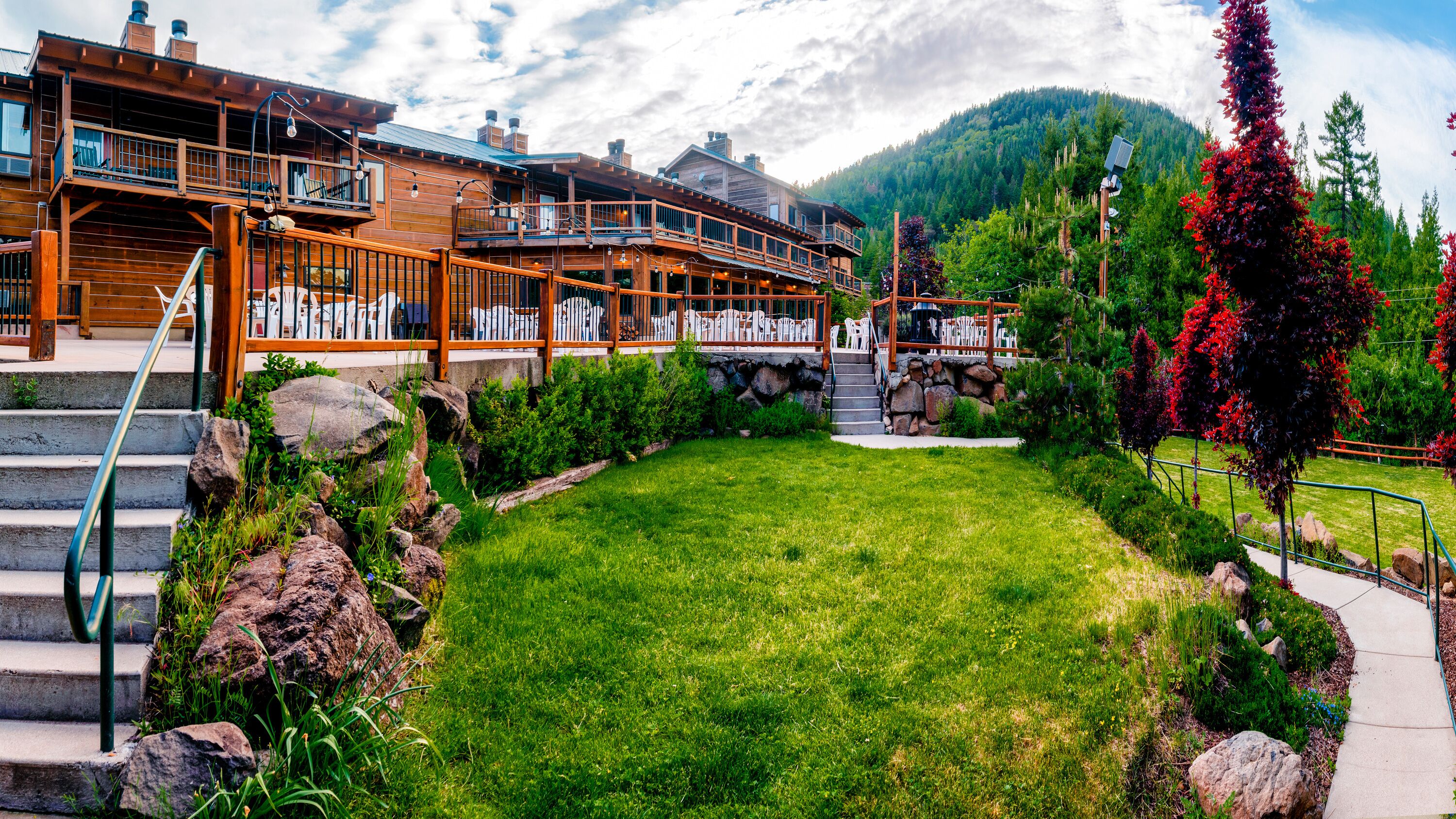 Callahan's Lodge and Restaurant