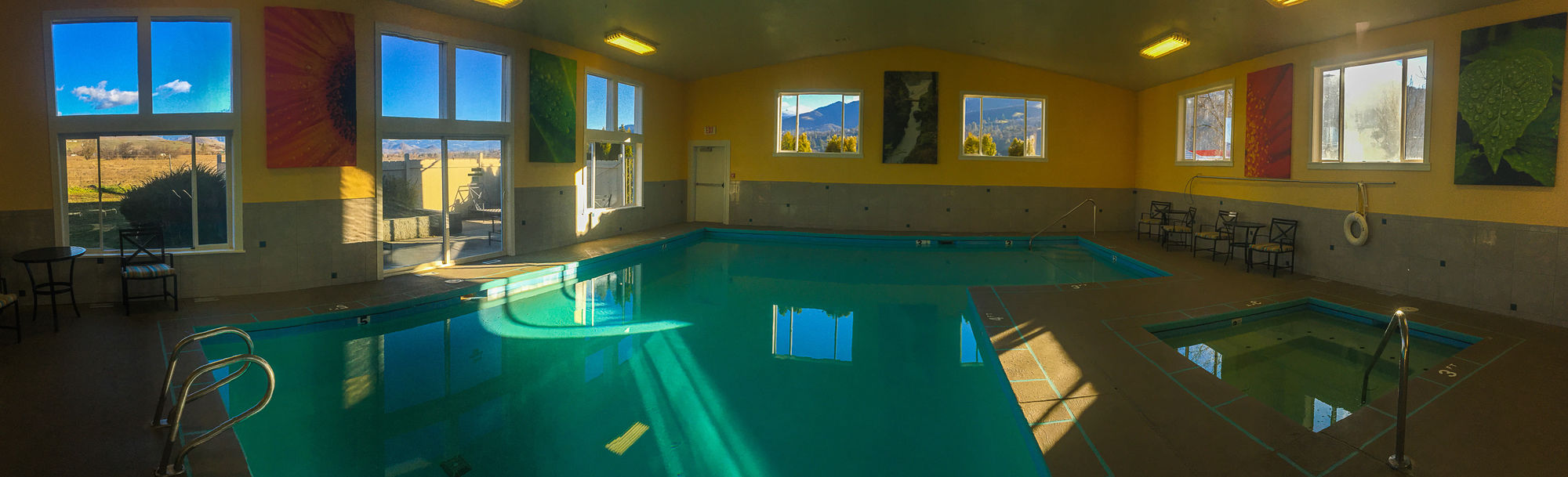 Comfort Inn & Suites