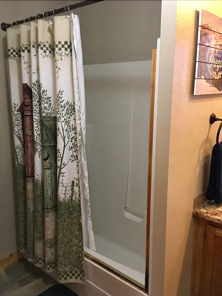 Mountain Pine Cabin Pet Friendly