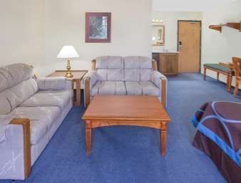 Super 8 by Wyndham Ashland