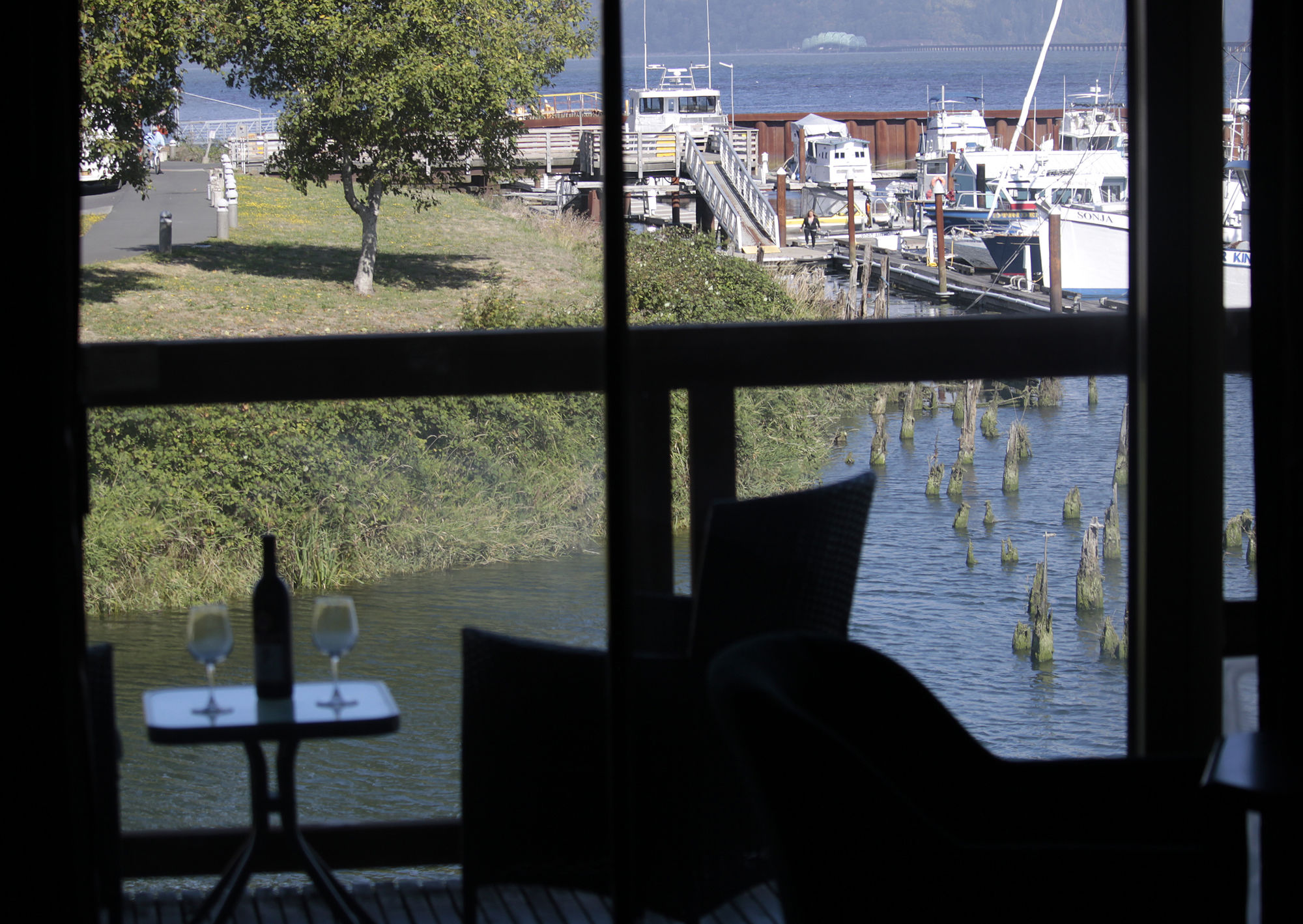 Astoria Riverwalk Inn