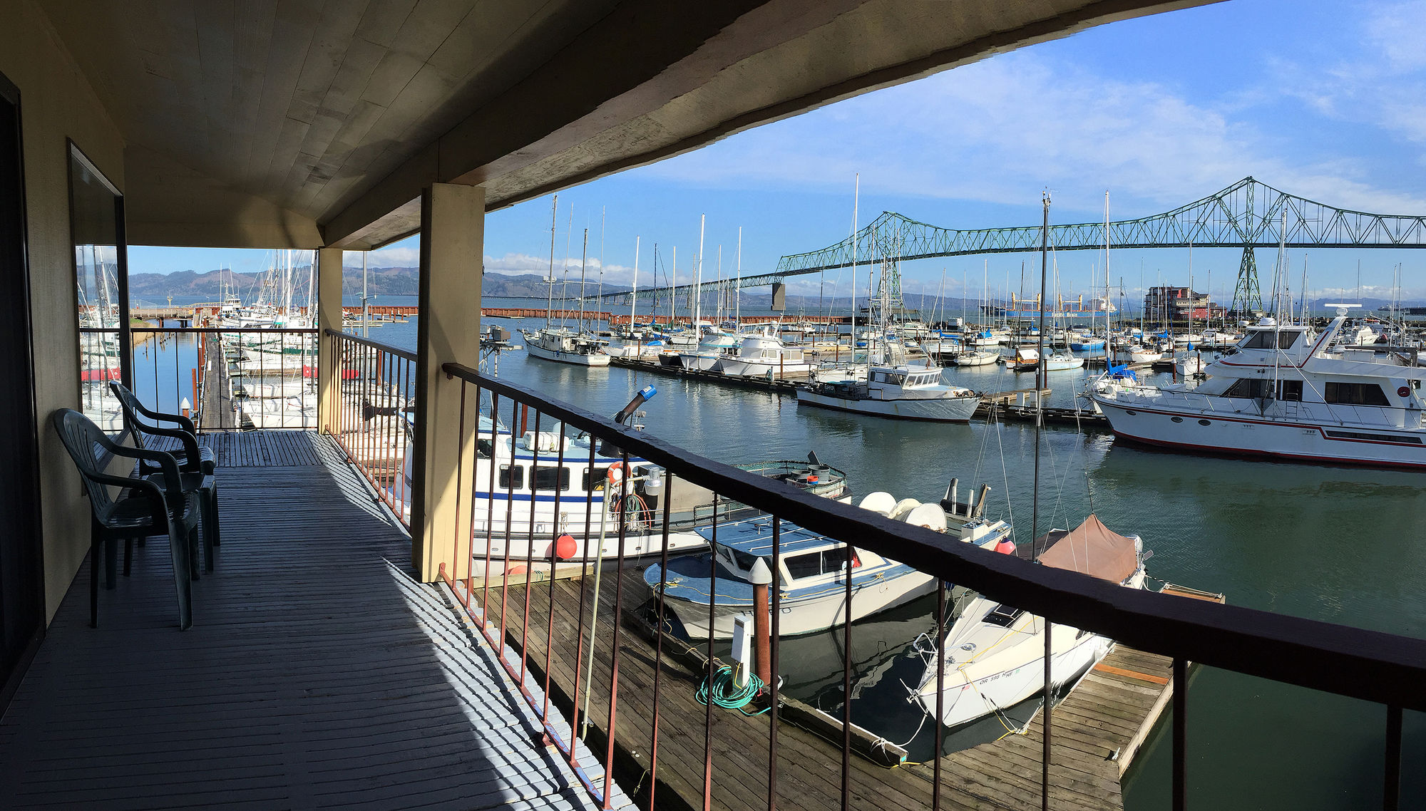 Astoria Riverwalk Inn