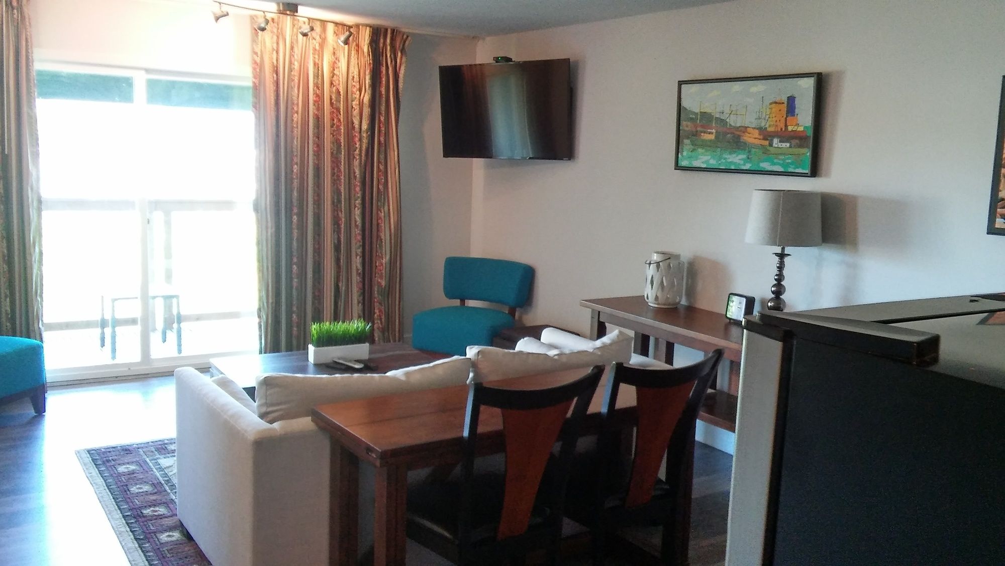 Astoria Riverwalk Inn