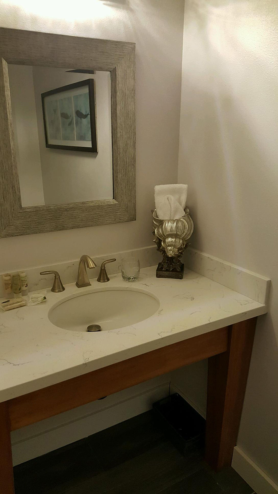 Astoria Riverwalk Inn