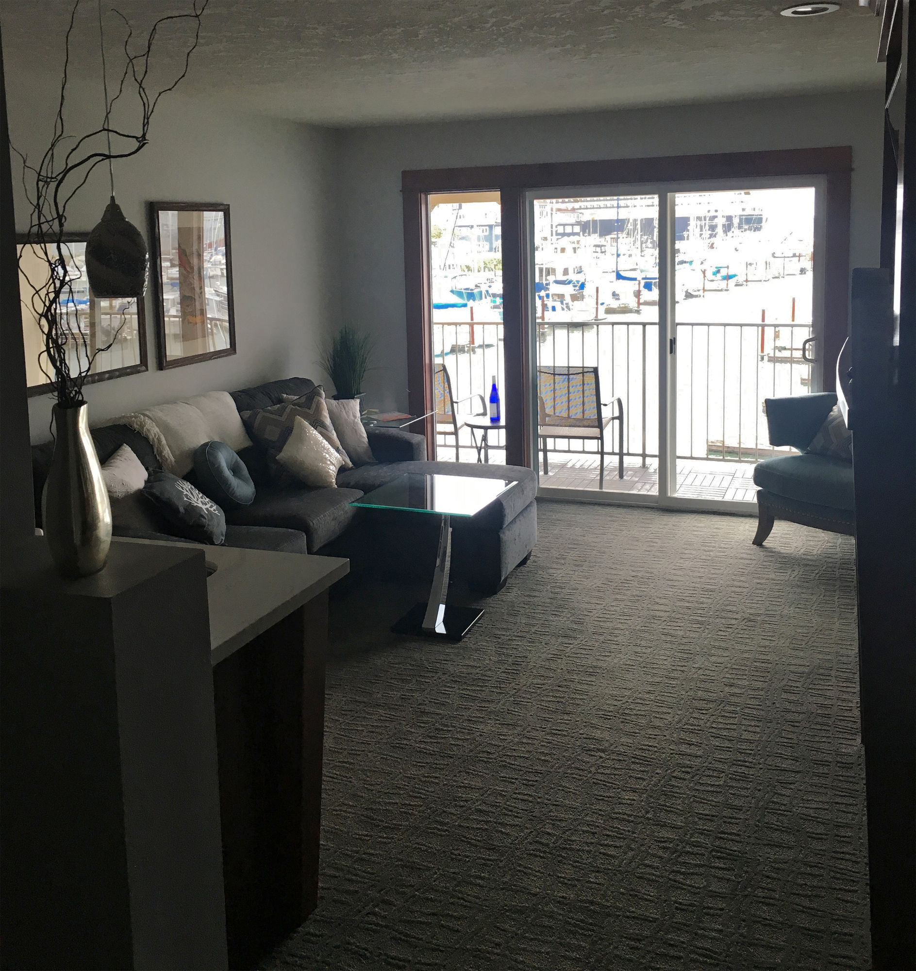 Astoria Riverwalk Inn