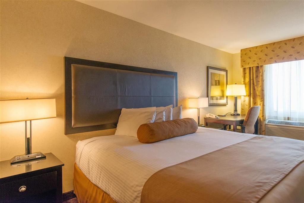 Lloyd Hotel Astoria Bayfront, Ascend Hotel Collection