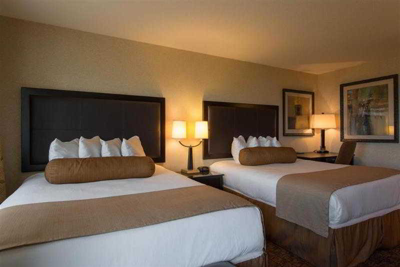 Lloyd Hotel Astoria Bayfront, Ascend Hotel Collection