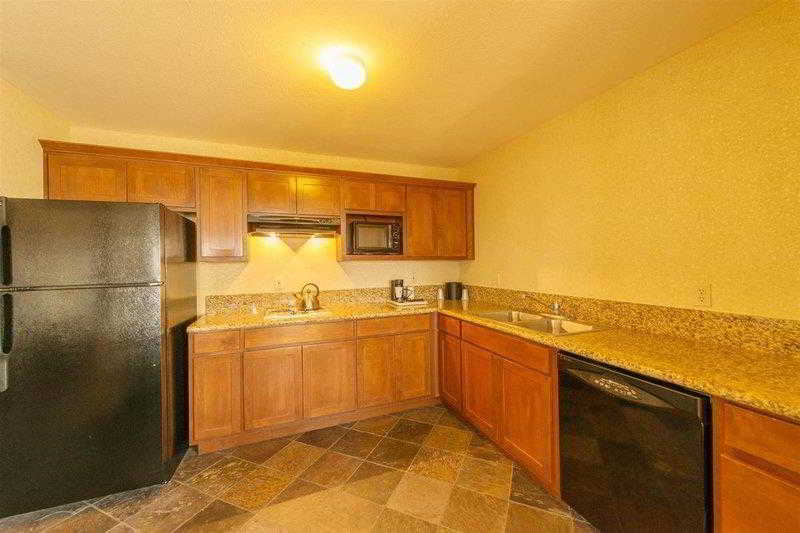 Lloyd Hotel Astoria Bayfront, Ascend Hotel Collection