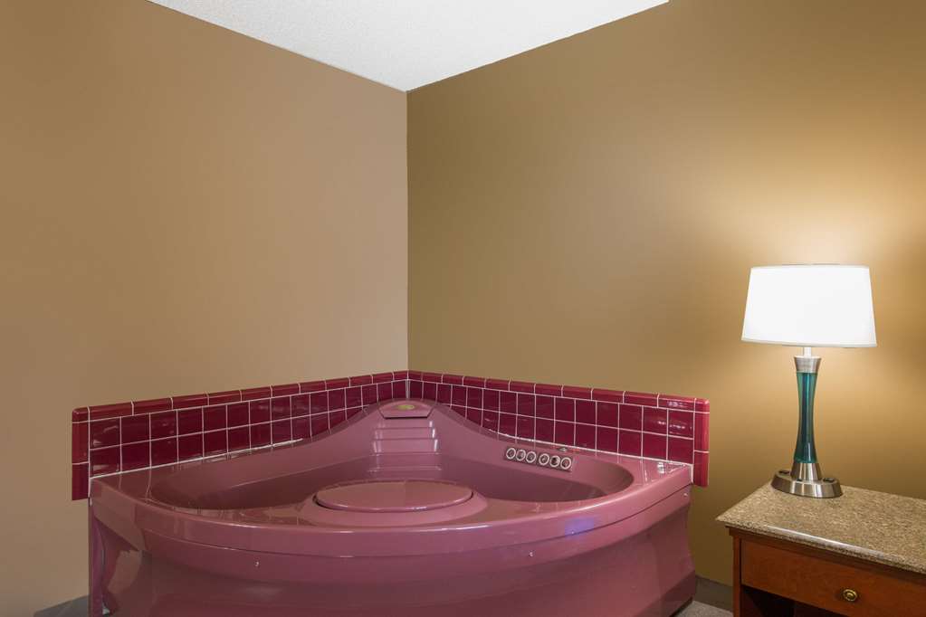 Super 8 by Wyndham Baker City