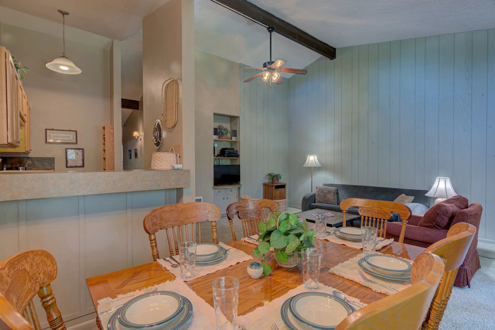 Abbot Condominiums by Village Properties at Sunriver