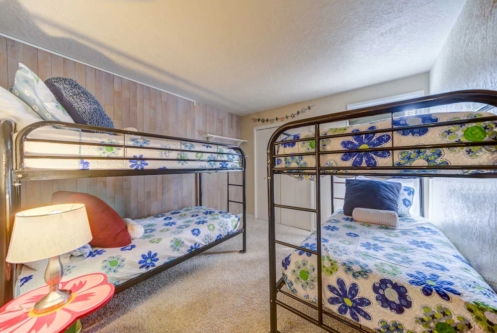 Abbot Condominiums by Village Properties at Sunriver