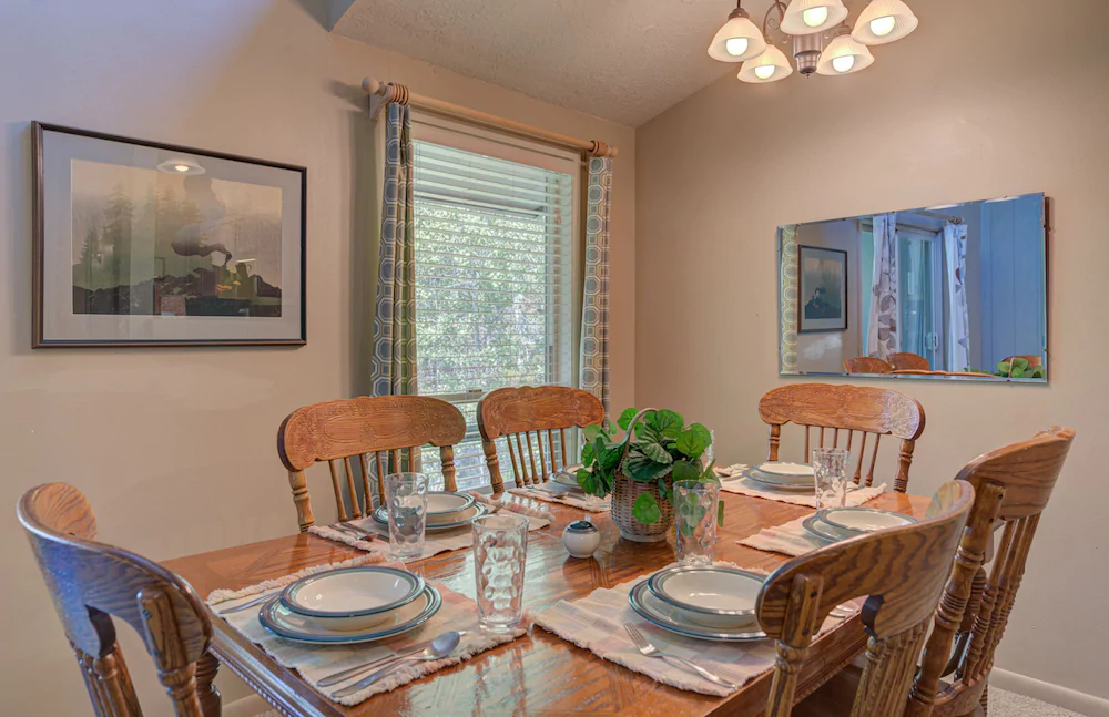 Abbot Condominiums by Village Properties at Sunriver