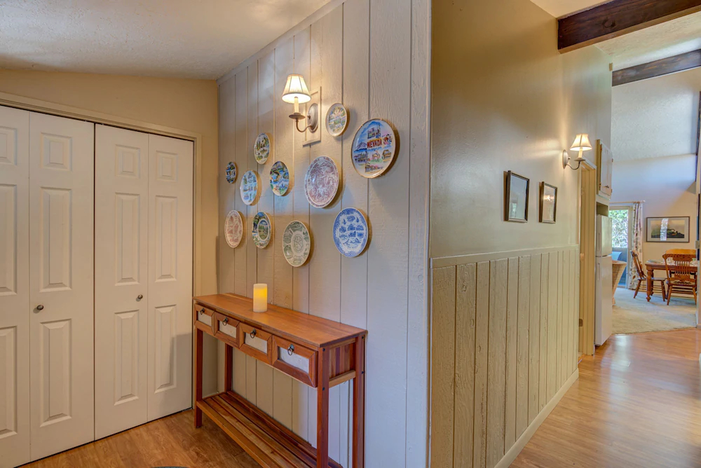 Abbot Condominiums by Village Properties at Sunriver