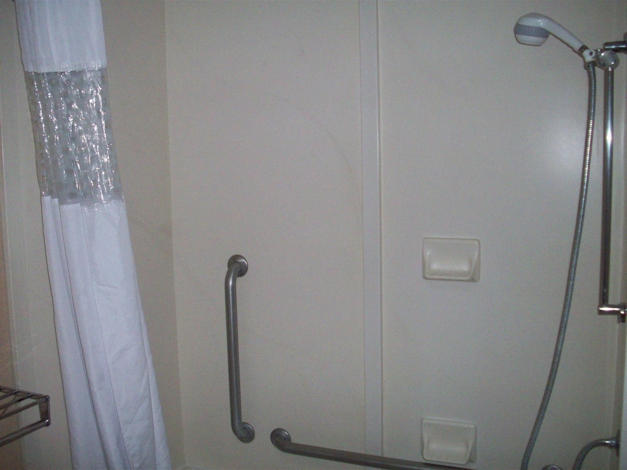 Red Lion Inn & Suites Deschutes River Bend