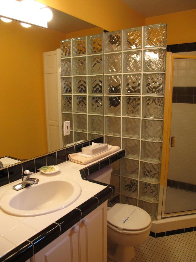 Bend Riverside Motel Suites