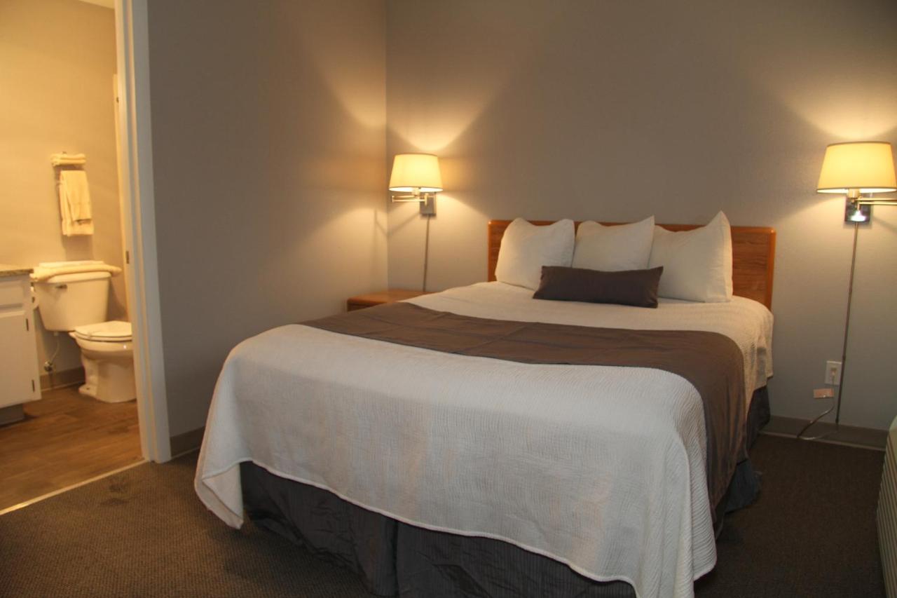 Bend Riverside Motel Suites