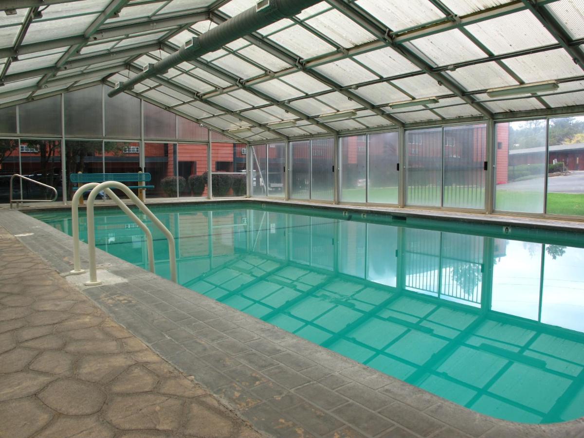 Bend Riverside Motel Suites