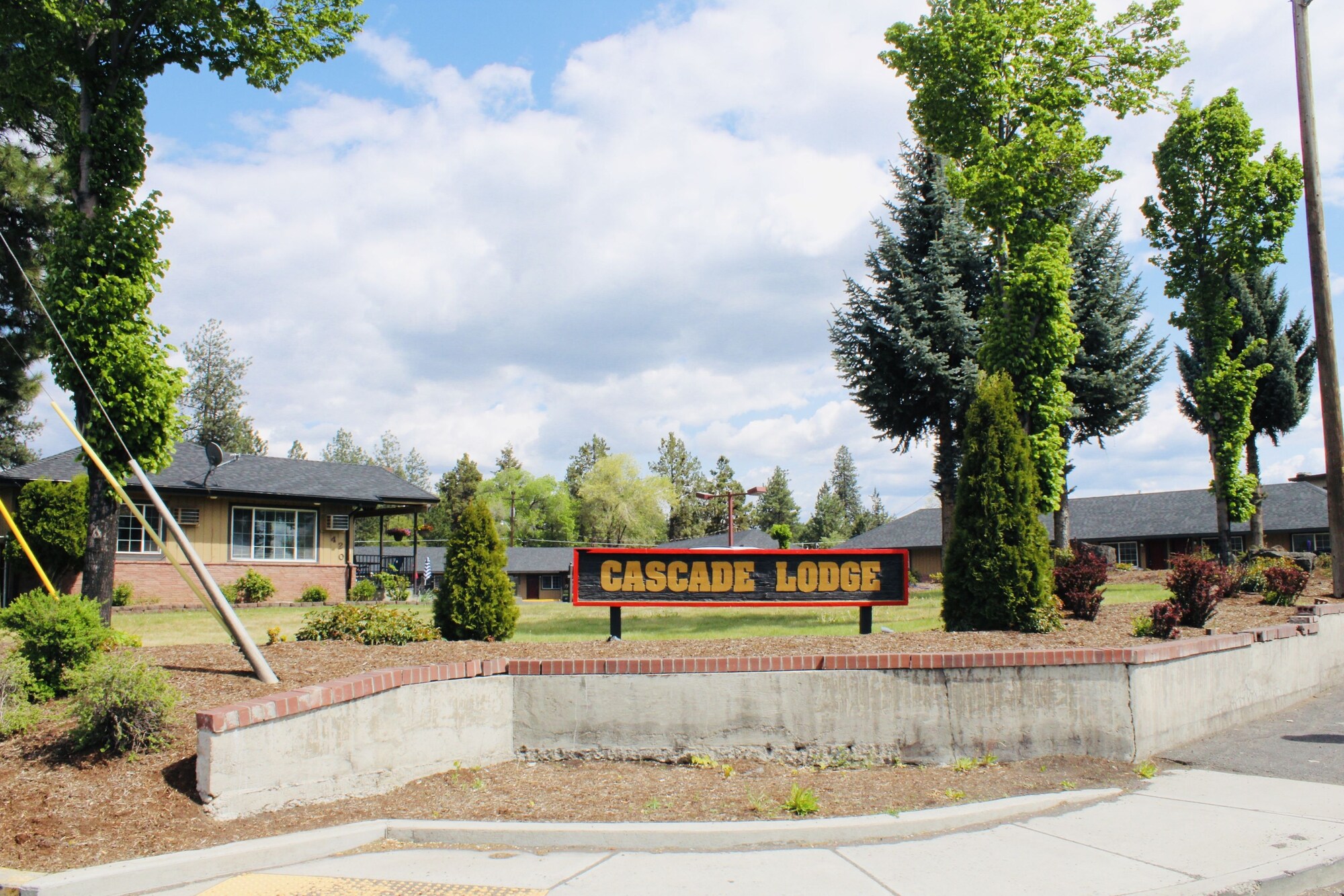 Cascade Lodge