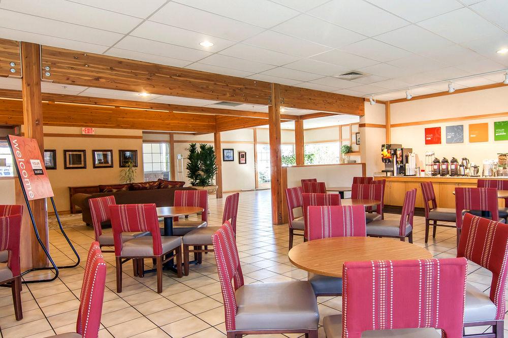 Country Inn & Suites by Radisson, Bend, OR