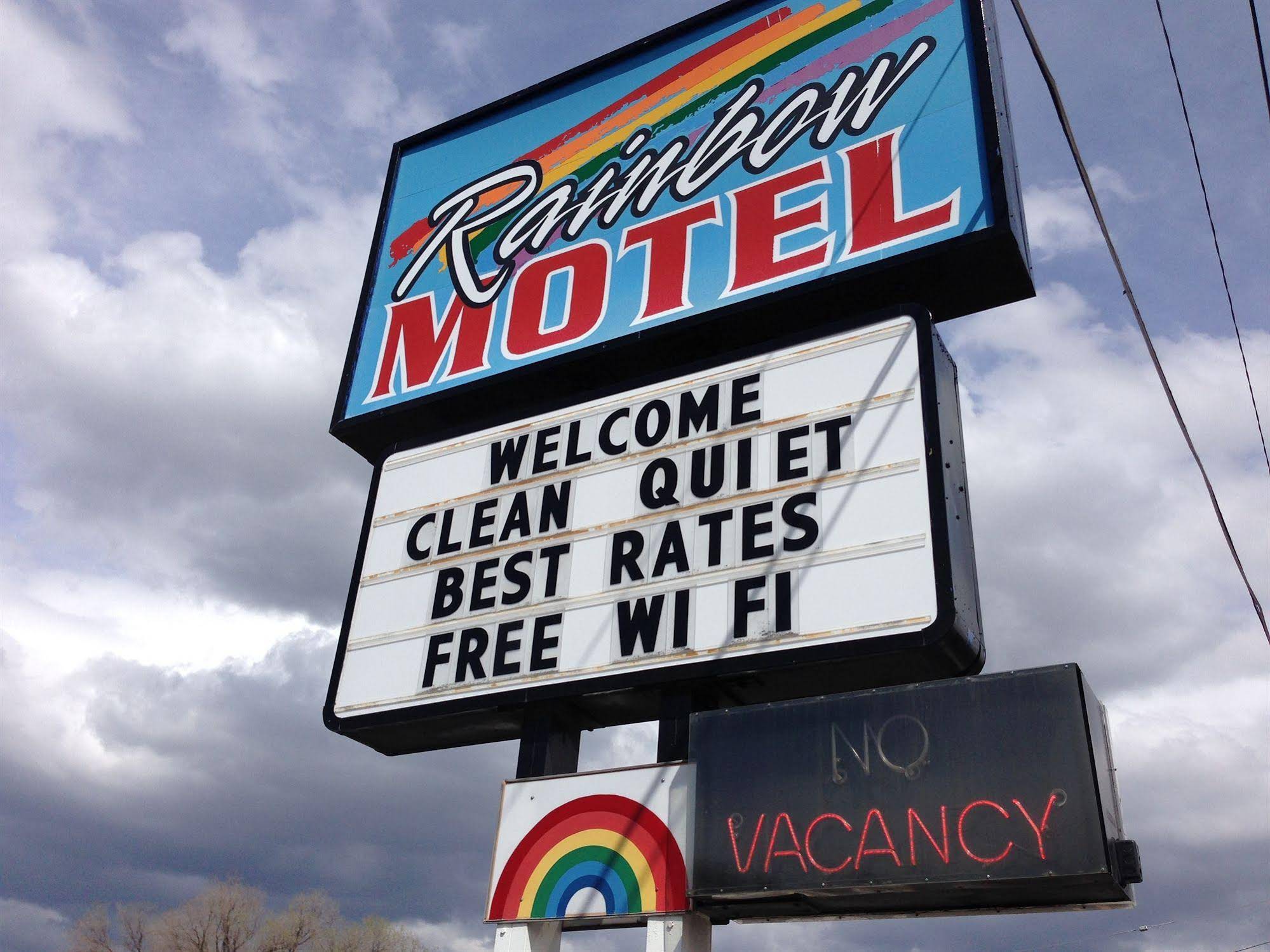 Rainbow Motel
