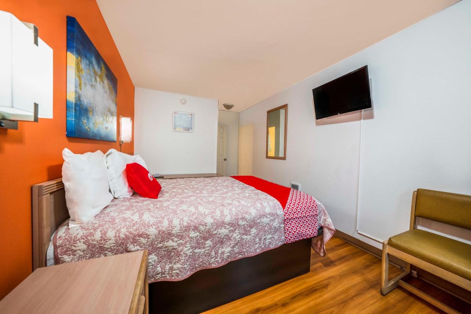 Royal Gateway Motel by OYO