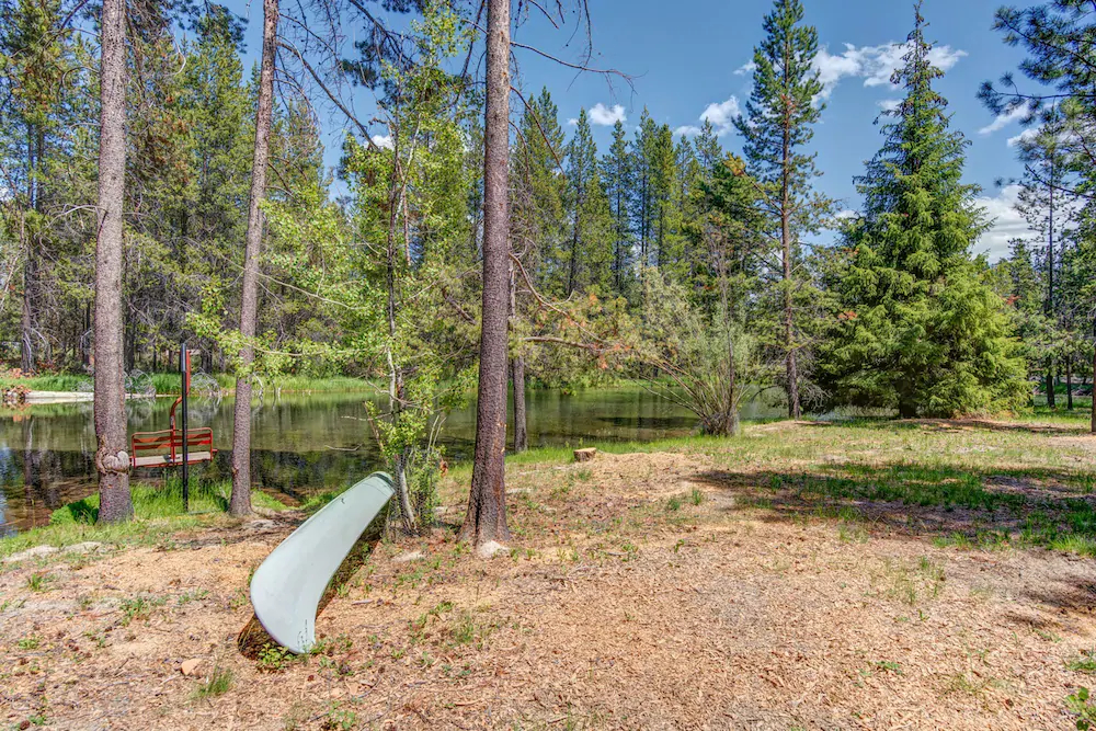 The Pond by Village Properties at Sunriver
