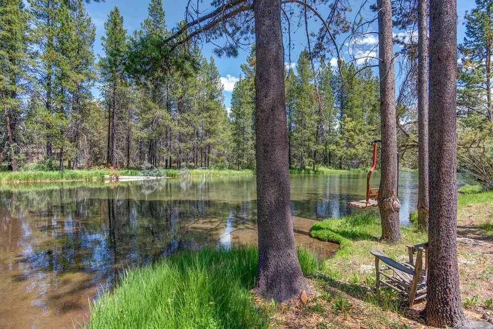 The Pond by Village Properties at Sunriver