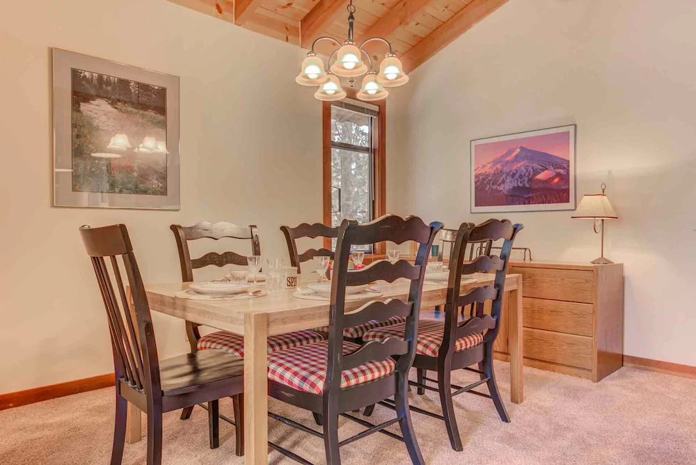 Wildflower Condos by Village Properties at Sunriver