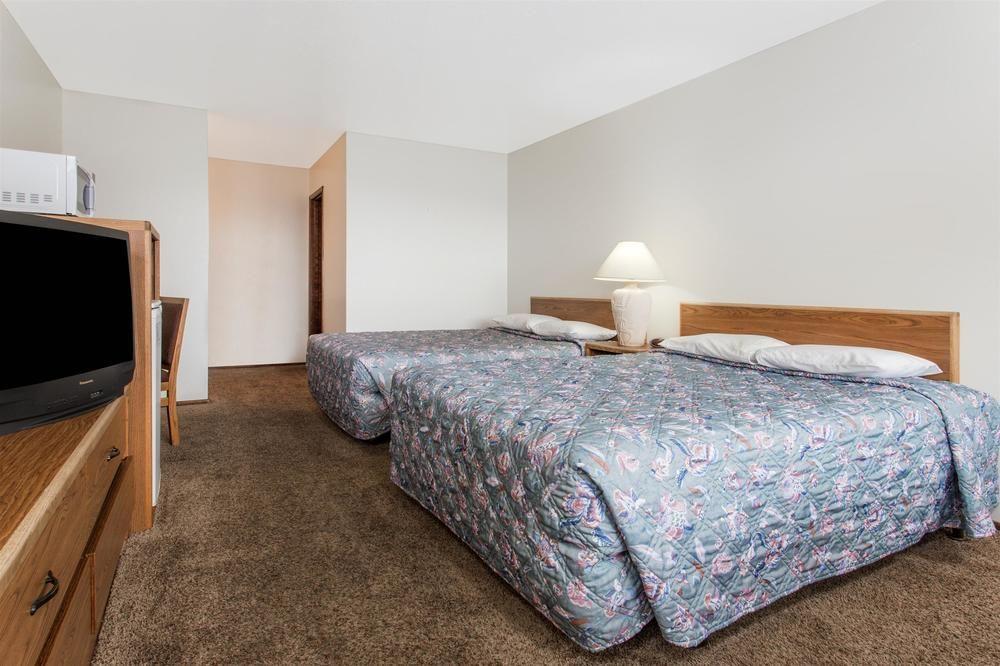 Knights Inn Boardman