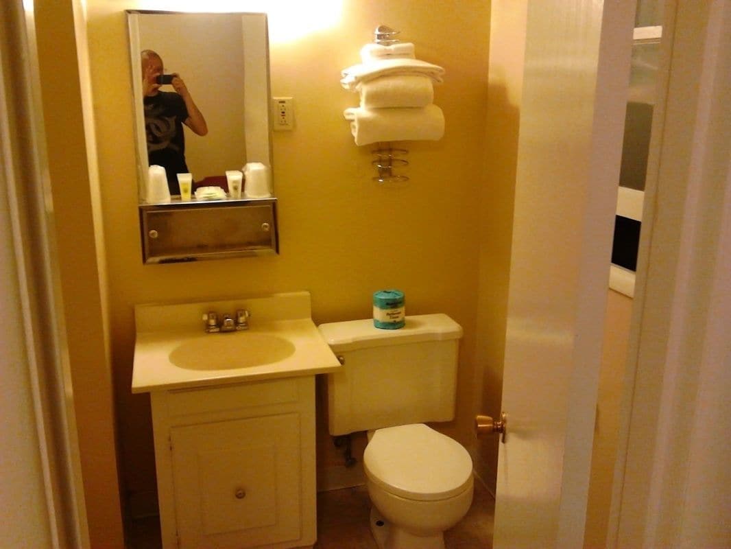 Blue Coast Inn and Suites