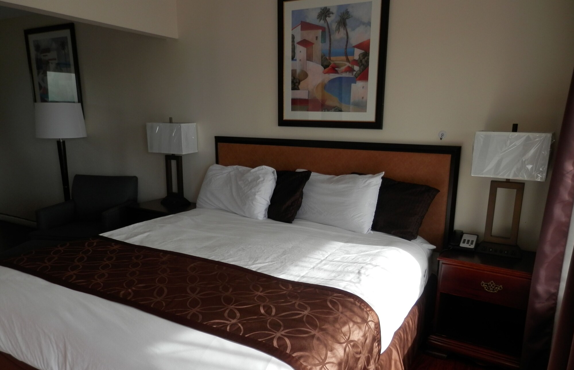 Blue Coast Inn and Suites