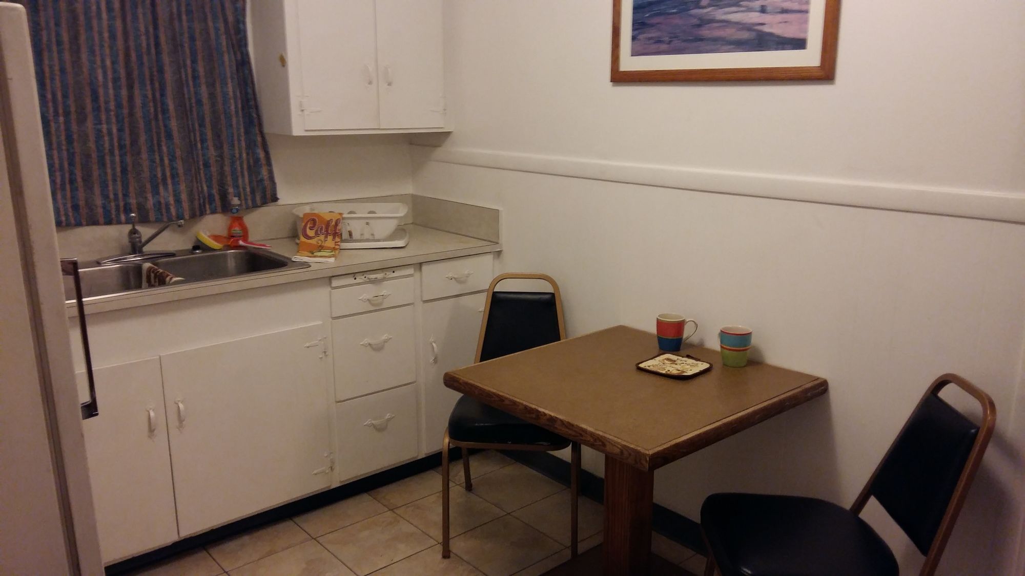 Blue Coast Inn and Suites