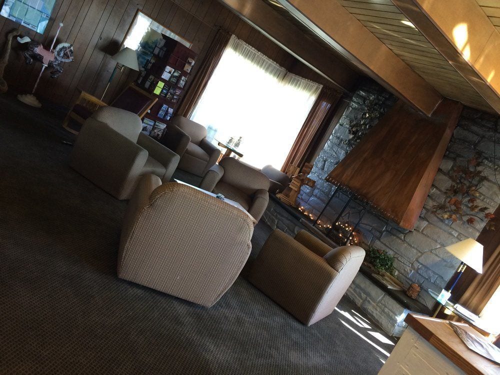 Blue Coast Inn and Suites