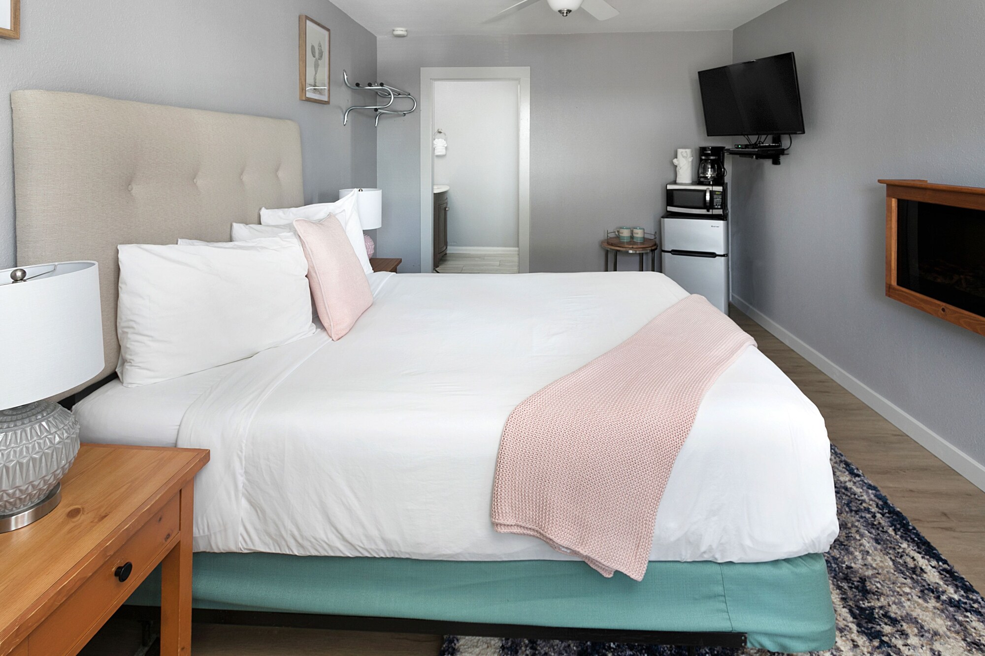 Inn At Haystack Rock