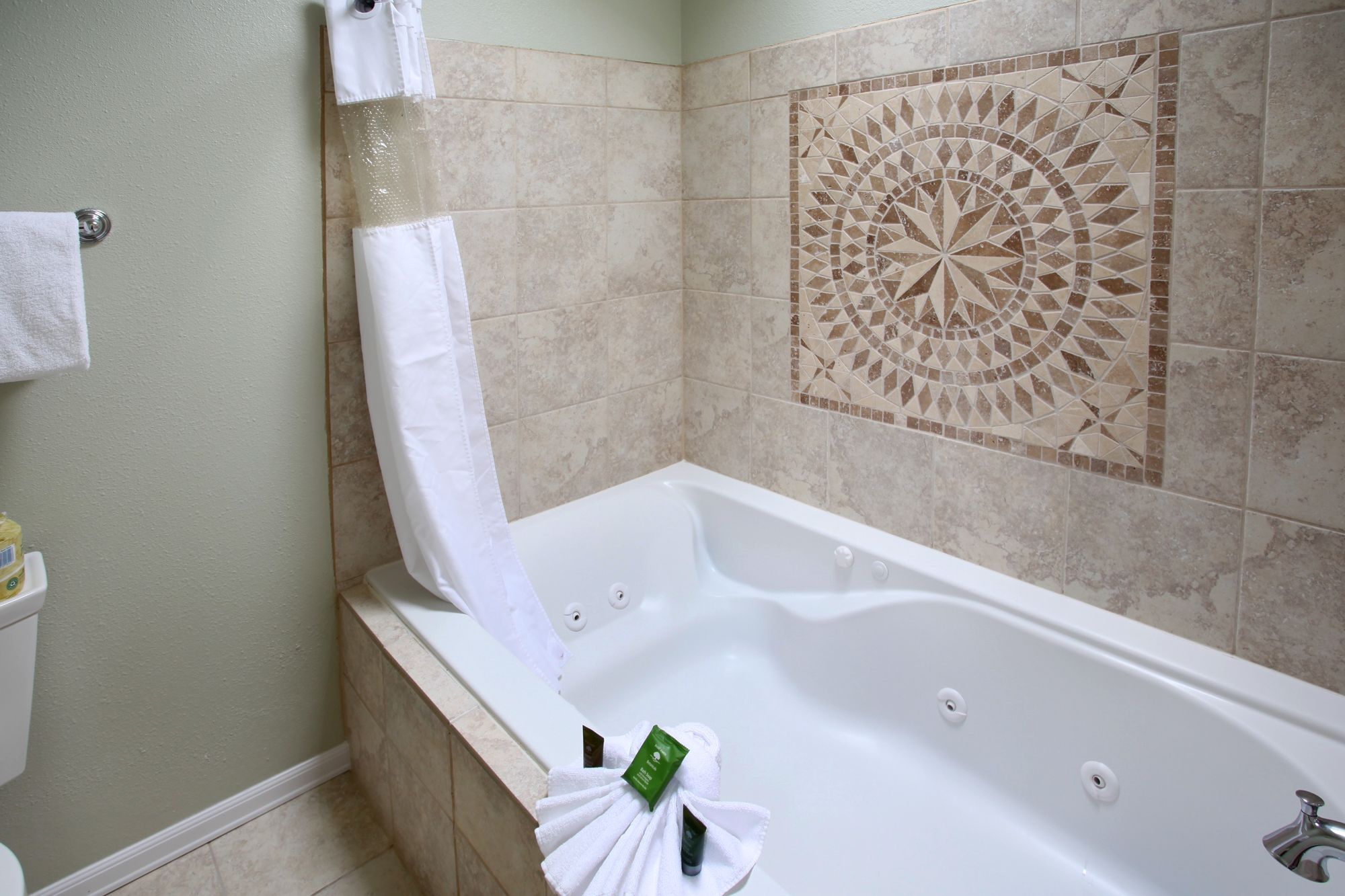 Inn At Haystack Rock