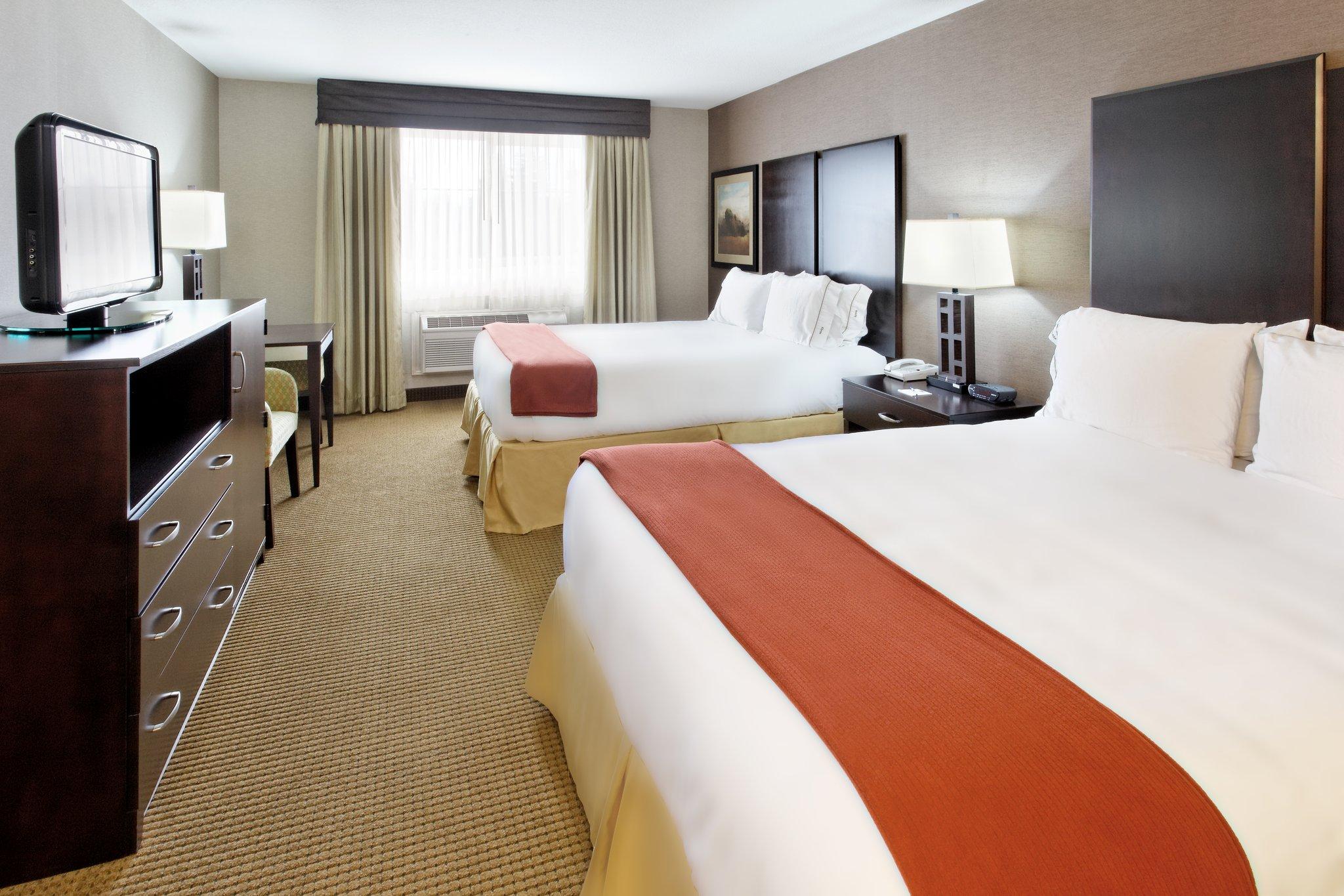 Creekside Hotel & Suites