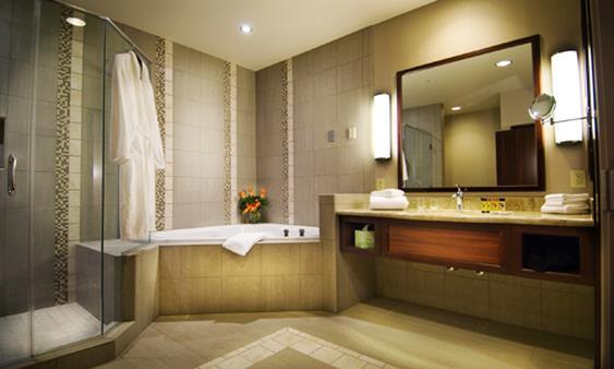 Seven Feathers Casino Resort