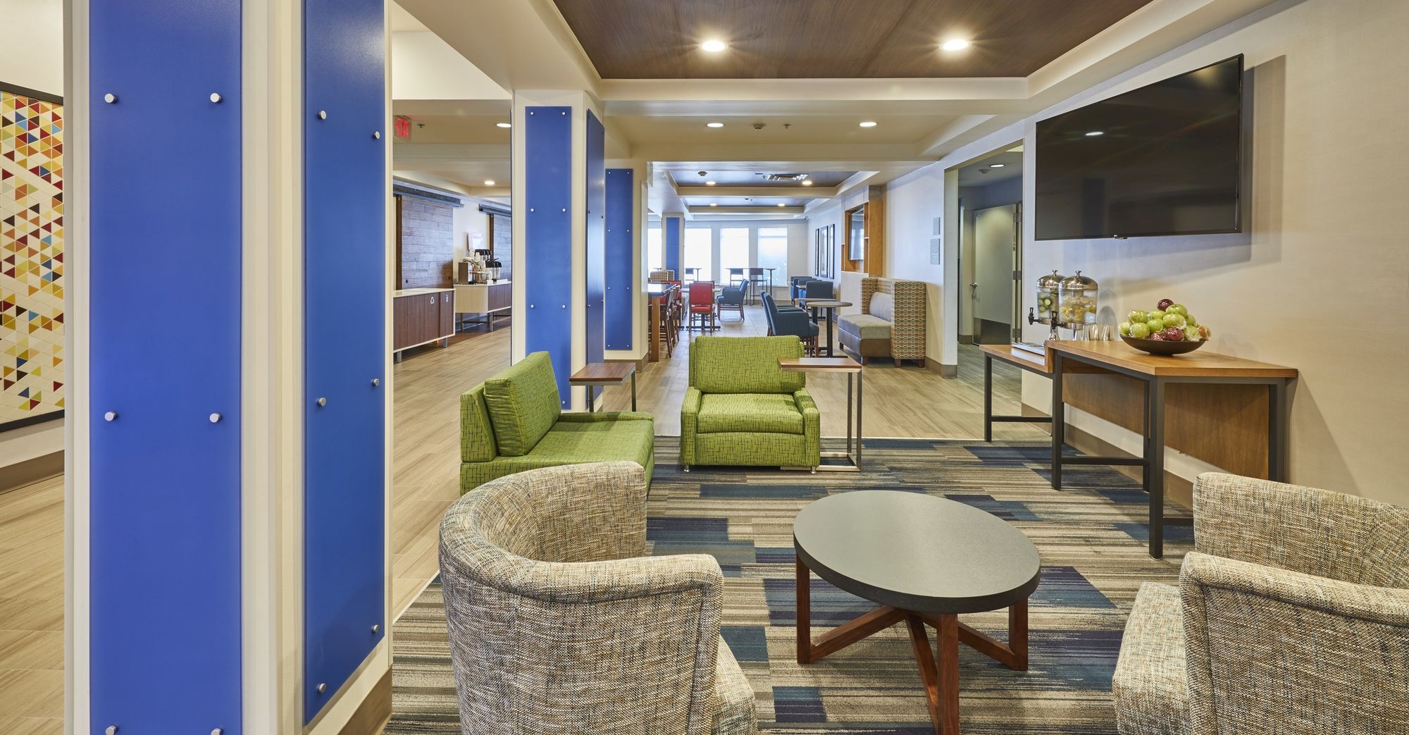 Holiday Inn Express & Suites Medford-Central Point