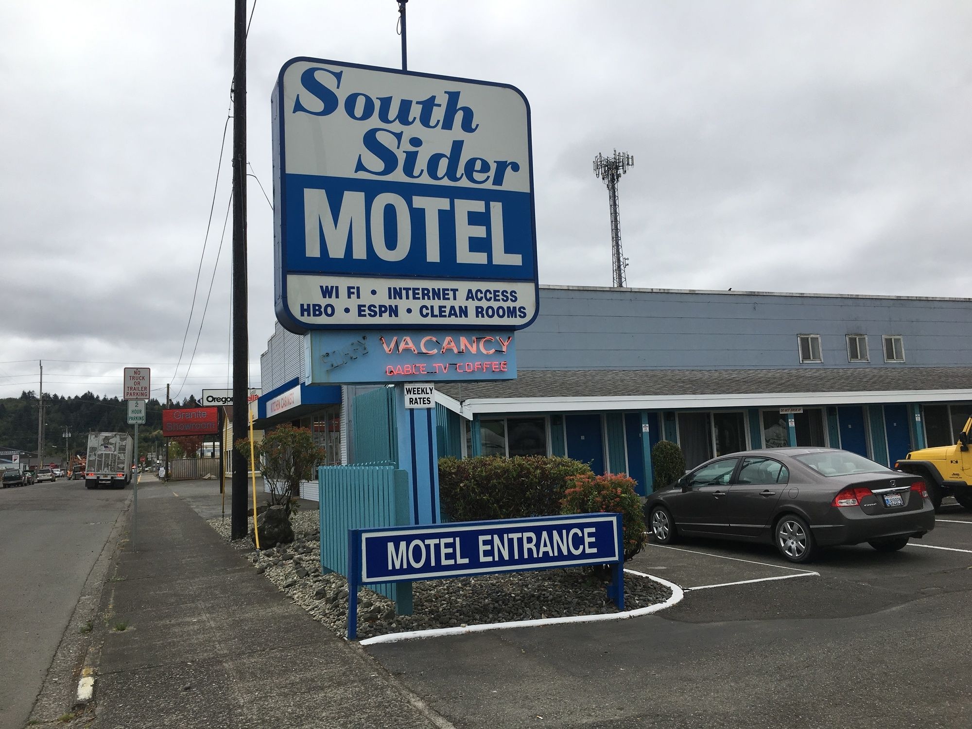 Southsider Motel
