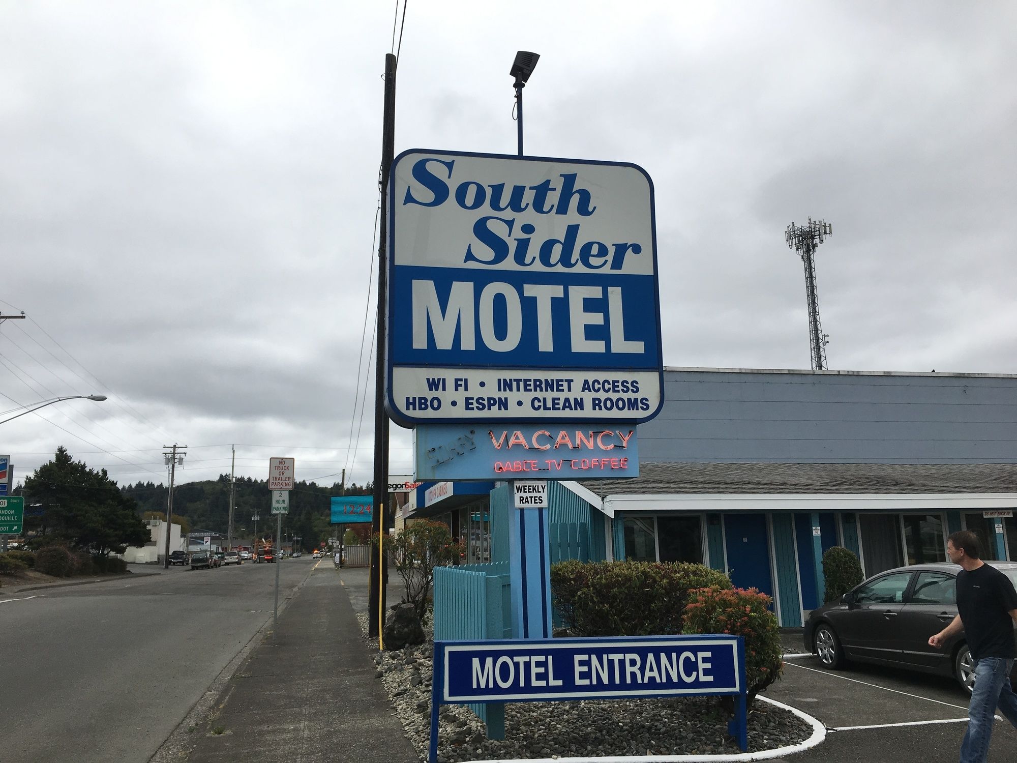 Southsider Motel