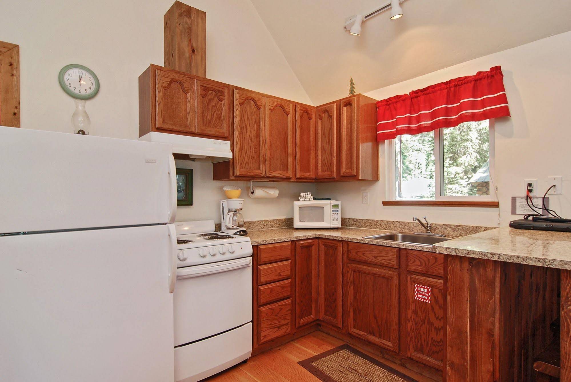 Shelter Cove Resort and Marina